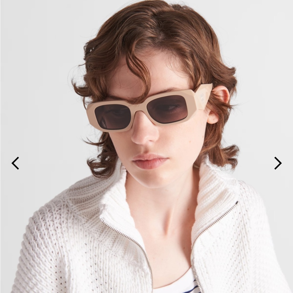 PRADA symbole sunglasses